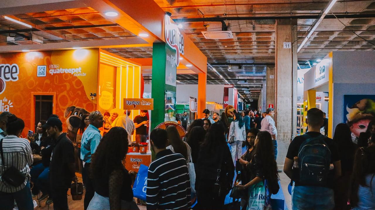 Acesso direto aos fabricantes, distribuidores e marcas que movimentam o mercado Pet & Vet